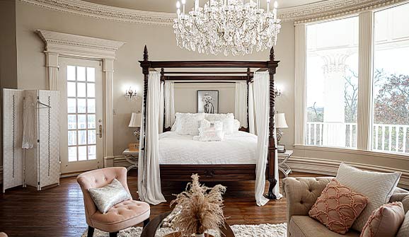 beautiful bridal suite