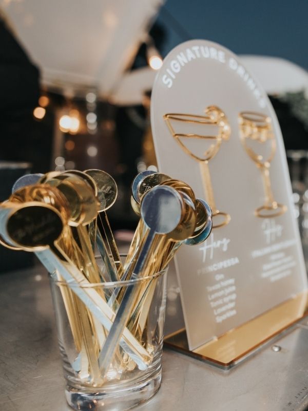 A set of spoons. 